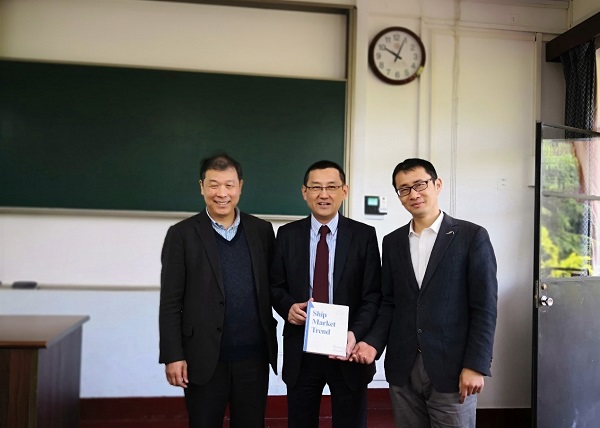 1524209399142779.jpg 2.jpg