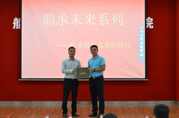 1537404169173159.jpg 2.jpg